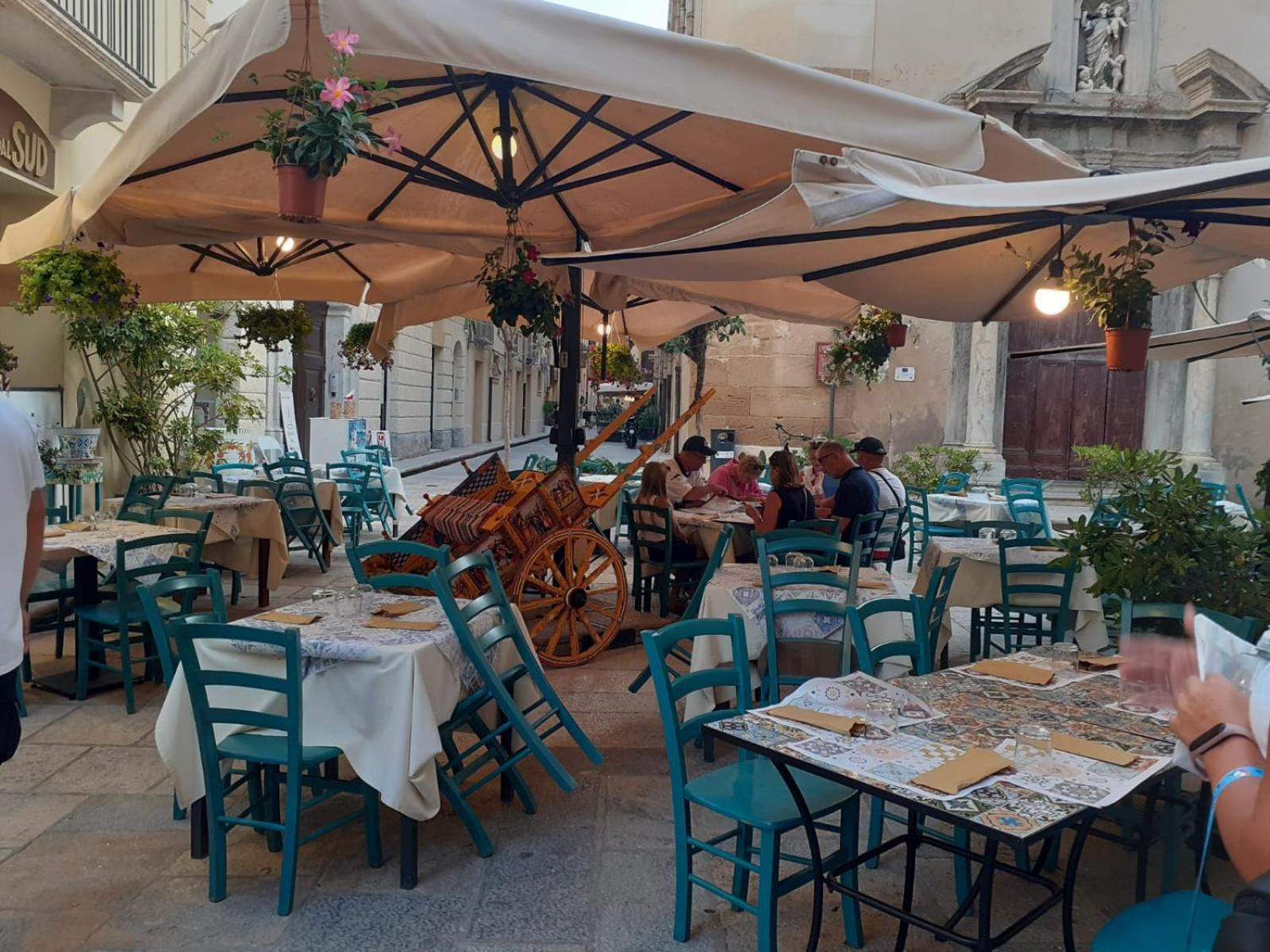The Holiday House - Arricriati Trapani Esterno foto